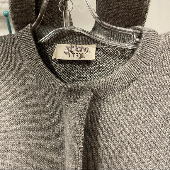 Vintage 80’s St. John gray button sweater Santana dress belt removable collar - Picture 13 of 15